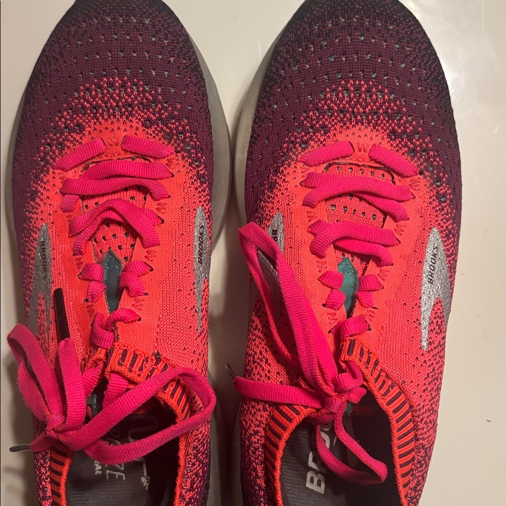 Brooks Vibrant pink and Black Athletic Shoes